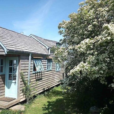 Tiny House On Isolated Farm By The Cornish Coast Villa Bude Exterior photo